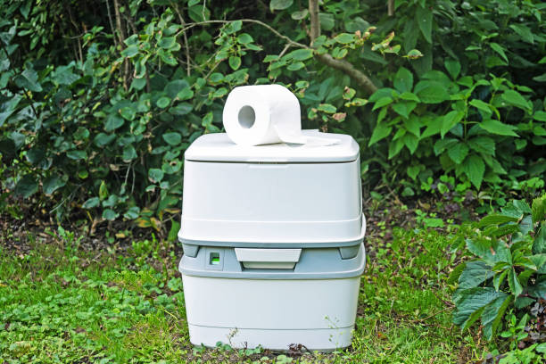 Best Portable toilet rental cost  in Chester, WV